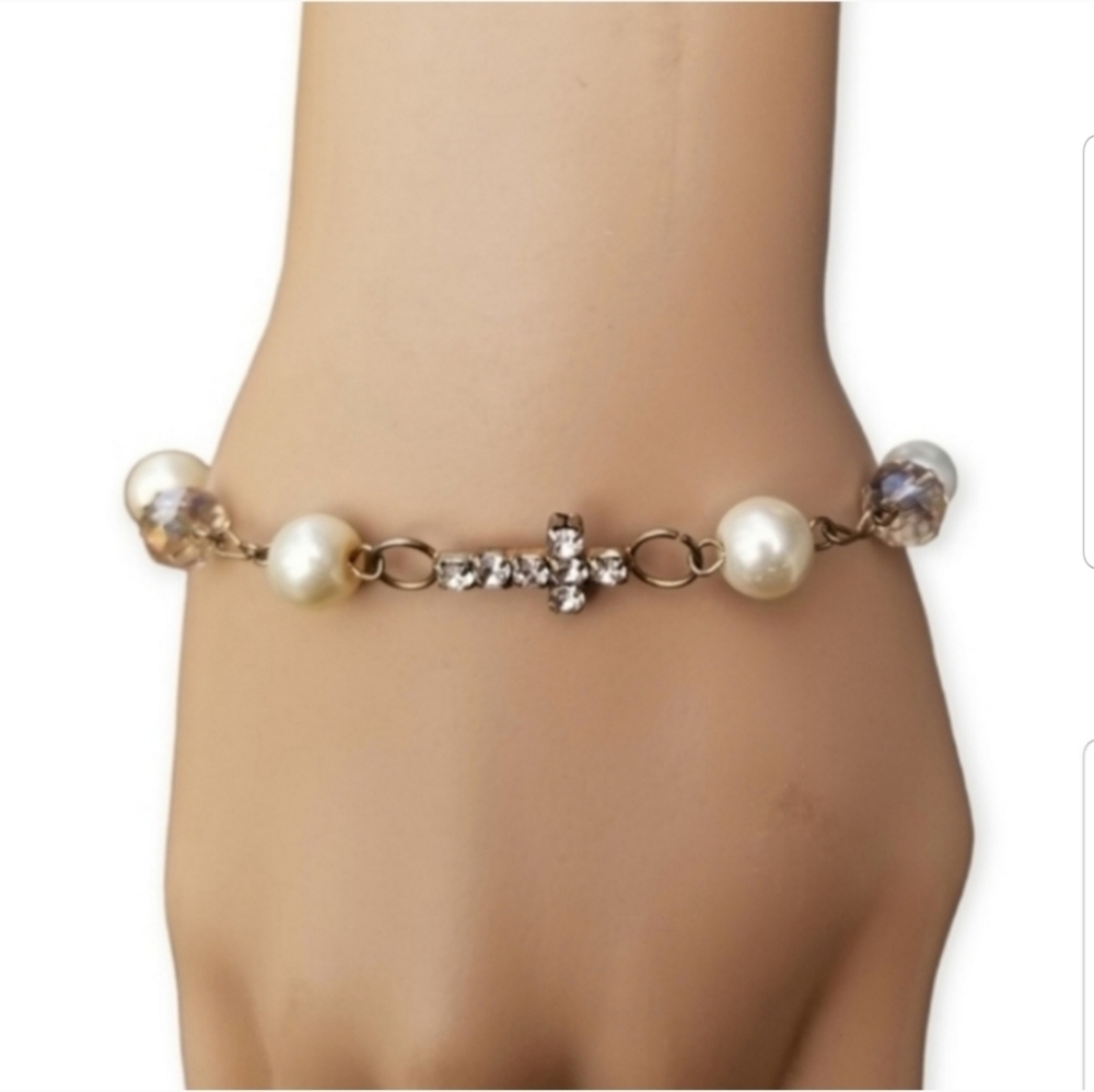 VINTAGE GOLDTONED & FAUX PEARL WITH AB CRYSTAL CROSS ROSARY BRACELET